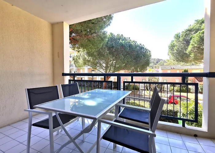 Azur1 251 T2 Le Lavandou